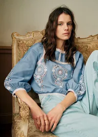 Blouse Enea - Broderie Contrastée Écru Fond Chambray — view 4