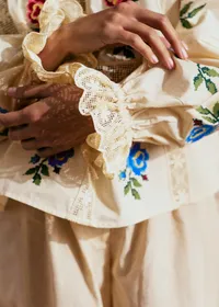 Blouse Syara - Broderie Placée Multico Fond Écru — view 4