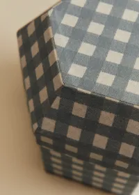 Boîte rangement octogonale - Carreaux Bleu et Ecru — view 2