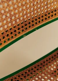 Chaise modèle Pluto en bois laqué vert années 70 - Bois laqué et cannage — view 2