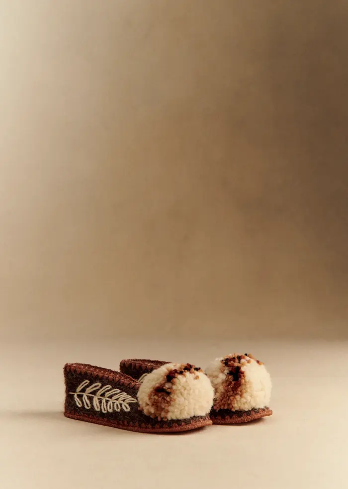 Chaussons - Give a Pon - Kafé