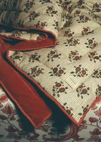 Courtepointe - Sézane x Antoinette Poisson - Imprimé Boutonnières — view 2