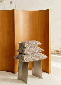 Coussin Jacquard - Grand modèle - Léopard Écru et Café — view 3