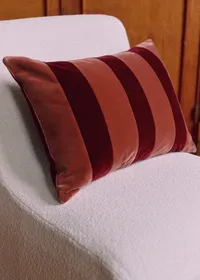Coussin Rayures Velours - Grand modèle - Blush et Bordeaux — view 4