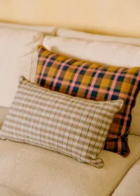 Coussin Tissé Pianissimo - Grand modèle - Café et Blush — view 3