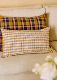 Coussin Tissé Pianissimo - Petit modèle - Café et Blush — view 5