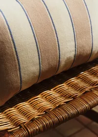 Coussin Tissé Rayures - Grand modèle - Beige et Bleu — view 5