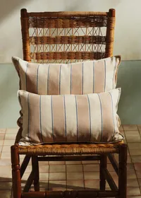 Coussin Tissé Rayures - Petit modèle - Beige et Bleu — view 4
