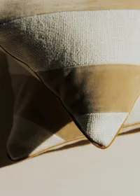 Coussin Toile Lin et Velours - Petit modèle - Beige — view 4