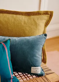 Coussin Velours Édition - Petit modèle - Bleu — view 3