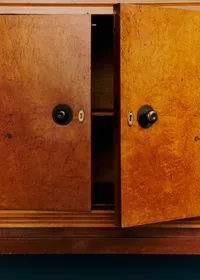 Enfilade vintage en loupe d'orme et palissandre - Loupe d'orme et palissandre — view 5