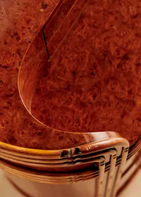 Ensemble de chambre vintage en loupe d'orme : commode et paire de chevets - Loupe d'orme — view 5