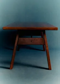 Ensemble table à manger et 4 chaises signé Michelucci - Noyer — view 3
