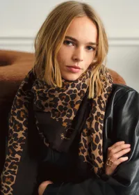 Etole Pio - Imprimé Winter Leopard Brown — view 4