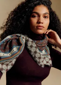 Foulard Maryse - Sézane x Antoinette Poisson - Imprimé Coeur Garance — view 4
