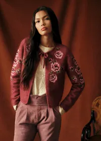 Gilet Alice - Sézane x Baziszt - Fleurs Brodées Fond Bois De Rose Foncé — view 2