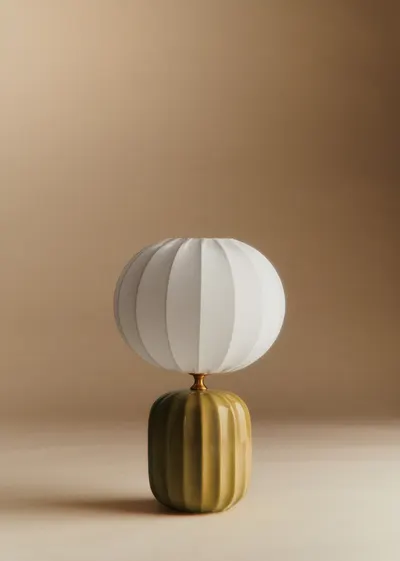 Lampe Traviata petit modèle - Vert olive - Abat-jour Sonate - Écru