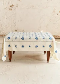Nappe Brodée - Broderie Bleu Fond Ecru — view 2
