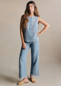 Pantalon Fausto - Broderie Contrastée Écru Fond Bleu Vintage — view 2