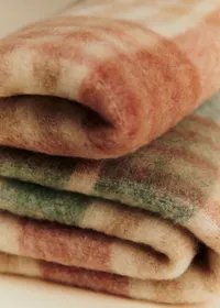 Plaid en mohair - Quadrillage sauge et caramel — view 4