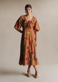 Robe Alma - Broderie Placée 70's Fond Marron — view 3
