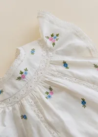 Robe Dorrie - Broderie Placée Fleurs Multico Fond Crème — view 3