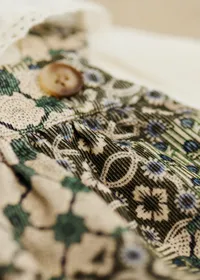 Robe Gigi - Petit Sézane x Antoinette Poisson - Imprimé Patchwork Dominote — view 3