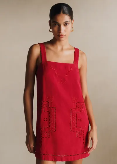 Robe Victoire - Broderie Placée Rouge