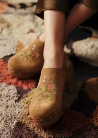 Sabots Doreen - Sézane x Baziszt - Beige Broderie — view 2