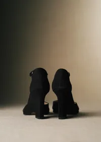 Sandales Hugo - CFM Souliers x Editions Sézane - Velours Noir — view 5