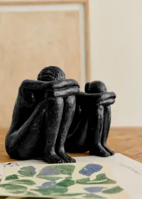 Sculpture Guénolée Courcoux - Femme assise grand modèle - Noir — view 5