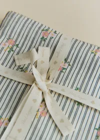 Set de 2 langes - Rayures Broderies Fleurs — view 2