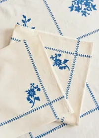 Set de 2 serviettes brodées - Broderie Bleu Fond Ecru — view 3