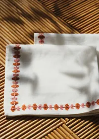 Set de 2 serviettes brodées - Liseré floral - Blush et Caramel — view 4