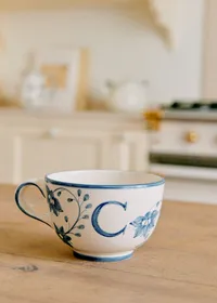 Tasse Poème - Bleu orage - Lettre C — view 2