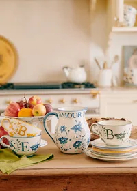 Tasse Poème - Bleu orage - Lettre E — view 2