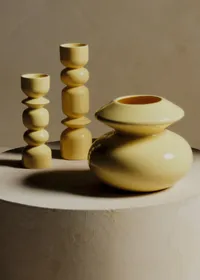 Vase Romie Objetti - Petit Modèle - Jaune — view 4