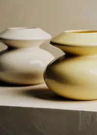Vase Romie Objetti - Petit Modèle - Jaune — view 5